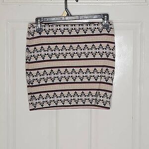 Nollie Aztec beige mini skirt women's size Small